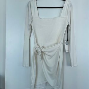 never worn tags still on, size medium